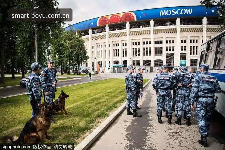 博鱼新用户注册常见问题 世界杯英警力缩减:博鱼电脑版深度解析安保协作技术方案